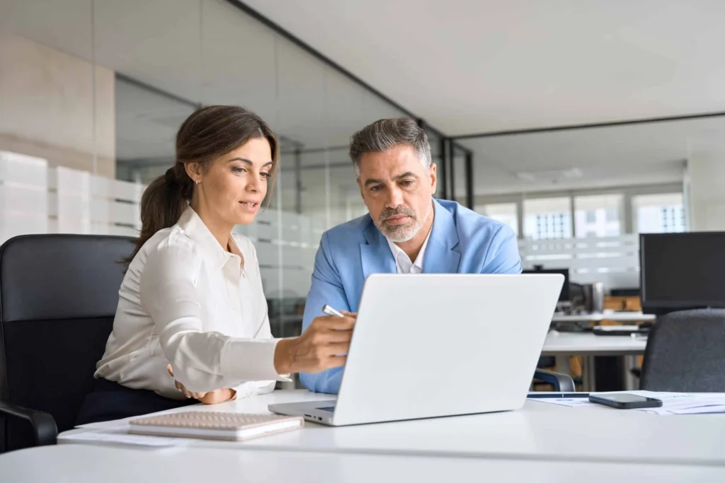 Strategic Business Corporation Lawyer in Burlington, ON